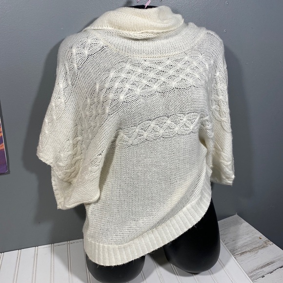NY Collection Sweaters - NY Collection Cowl Neck short sleeve bat wing